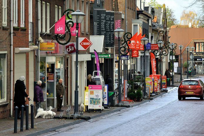 Winkelstraat in het centrum van Klundert